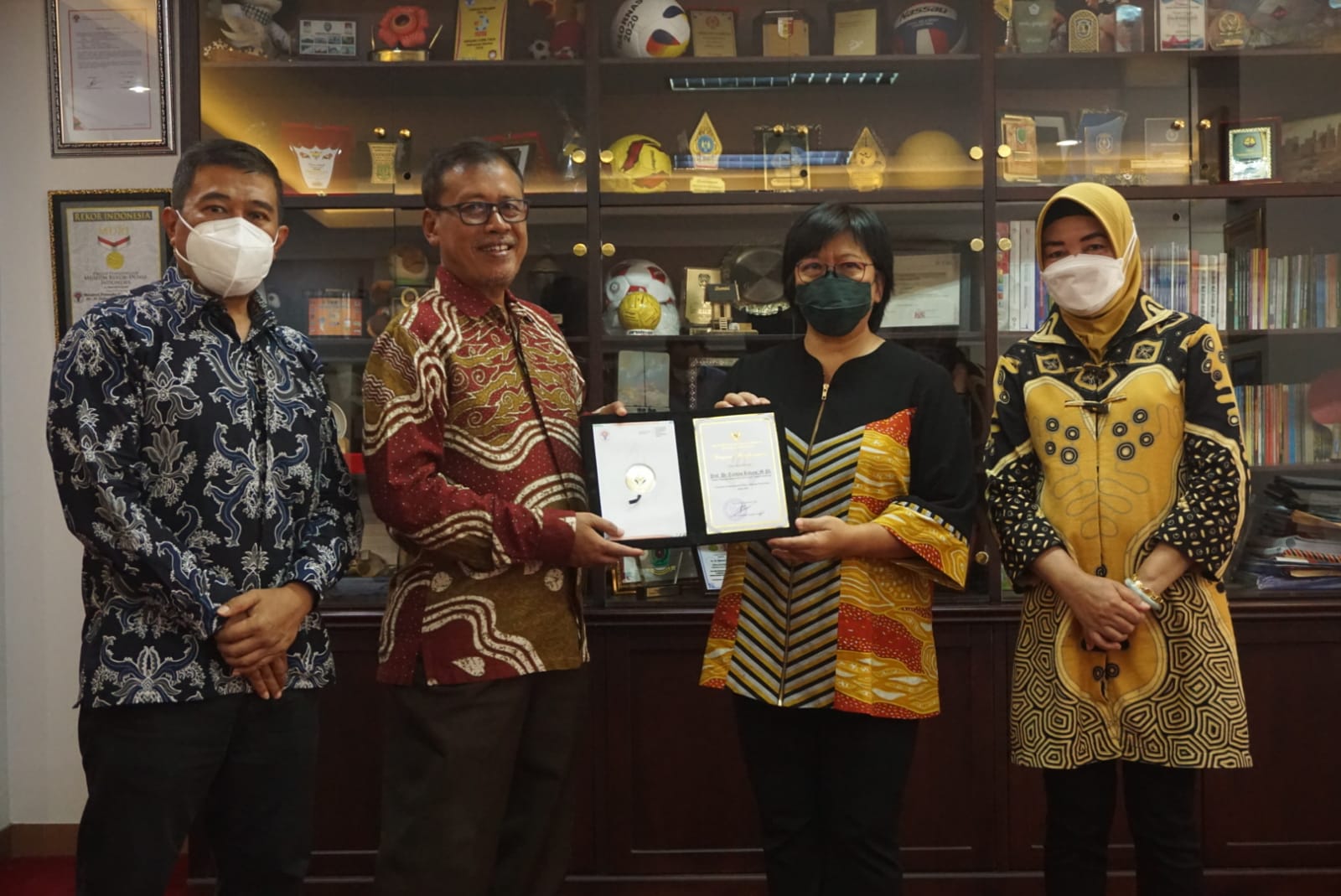 Tandiyo Rahayu Merasakan Sendiri Bahwa Peran Orangtua Sangat Dominan dalam Membentuk Kebiasaan Anak Berolahraga
