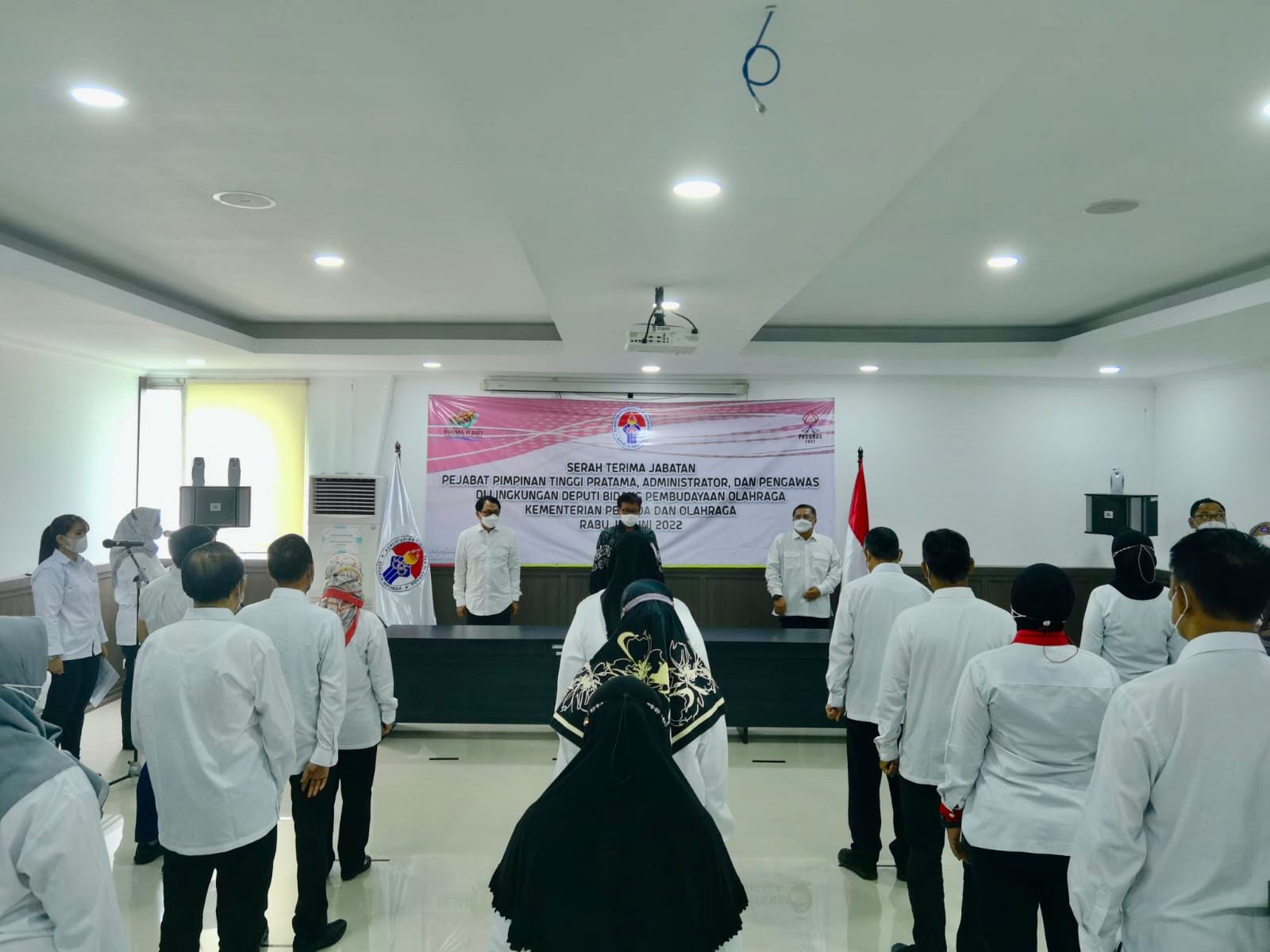Serah Terima Jabatan: Apa yang Ada di Depan Mata, Itu yang Kita Kerjakan!