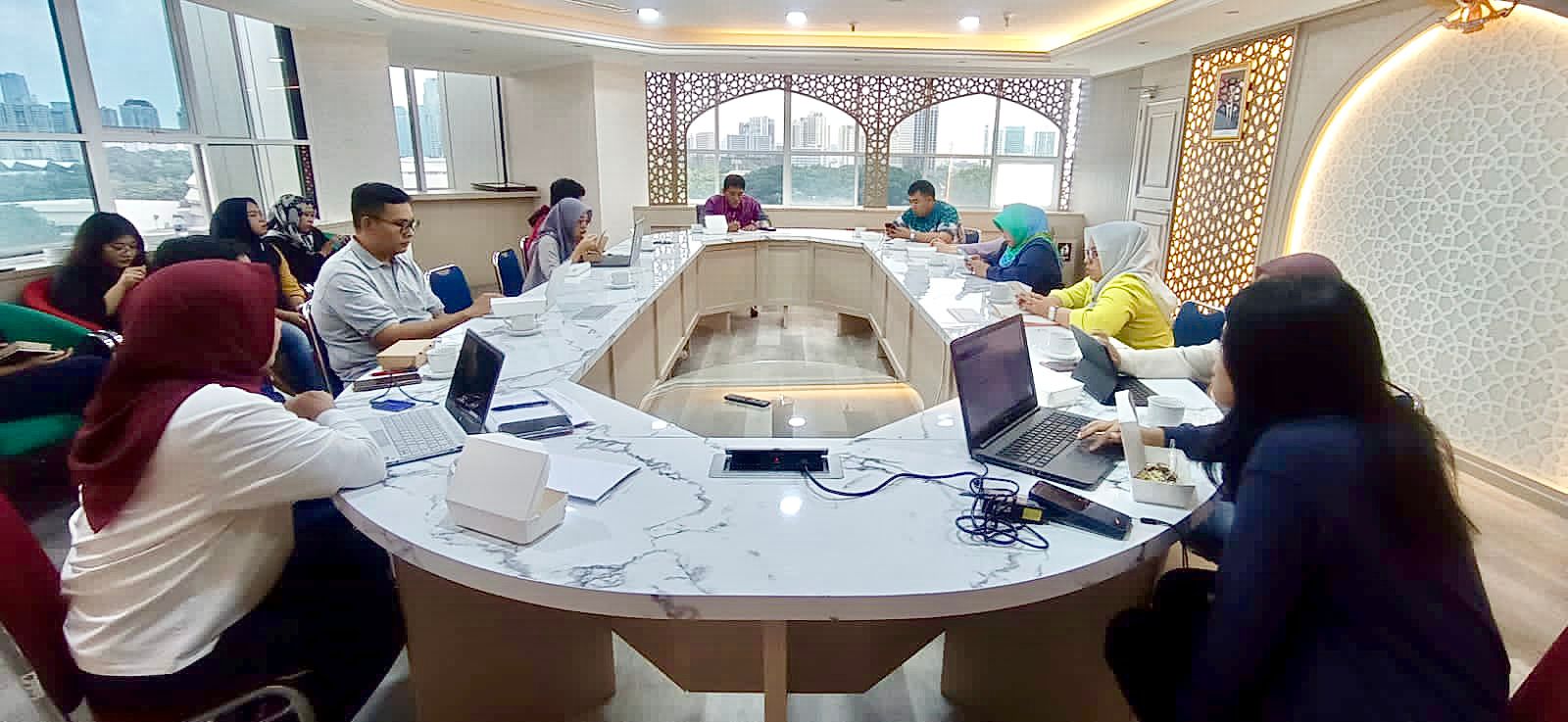 Rapat Kerja Perdana Sekretariat Deputi Bidang Pengembangan Pemuda