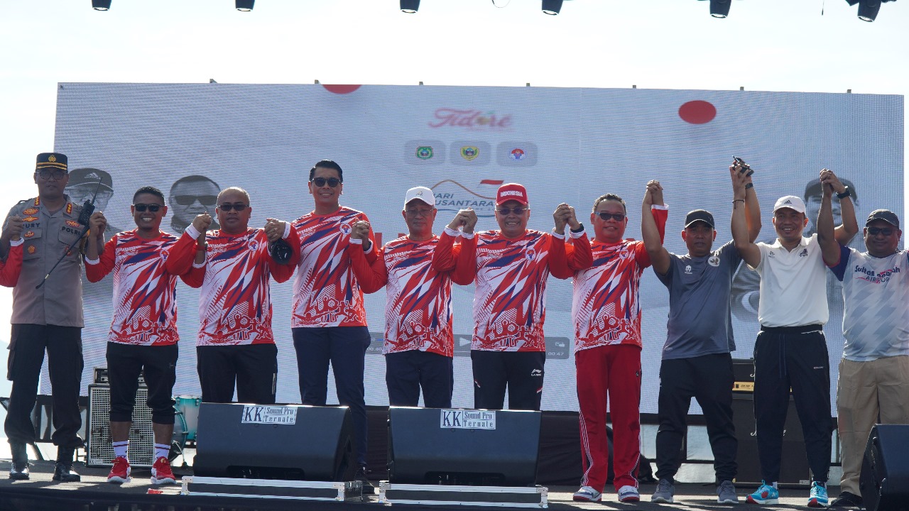 Meriahkan Rangkaian Hari Nusantara 2023 Tidore, Kemenpora Gelar Senam Bersama dan Lomba Renang di Pantai Tugulufa
