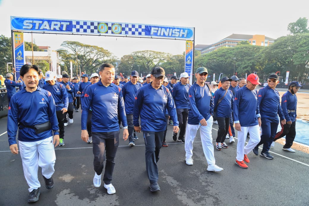Usia Bukan Halangan, Lansia Bandung Antusias Ikuti Tes Kebugaran
