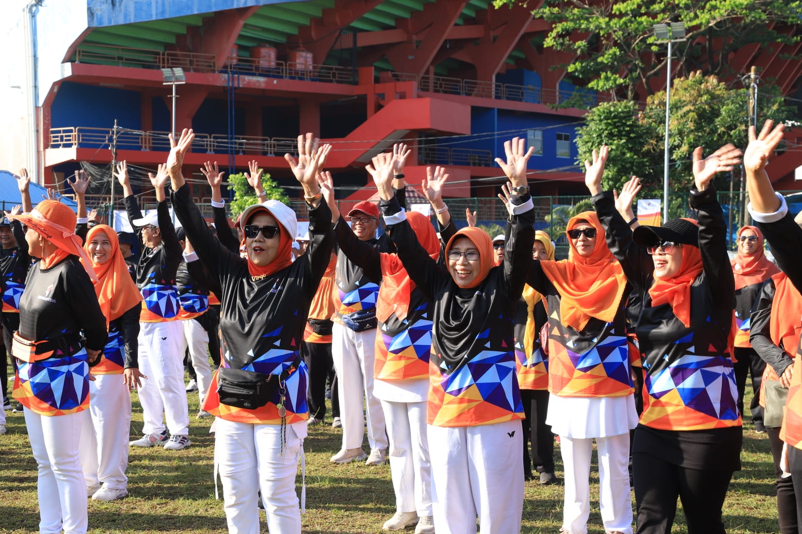 Ratusan Lansia Meriahkan Festival Olahraga Lansia di Malang